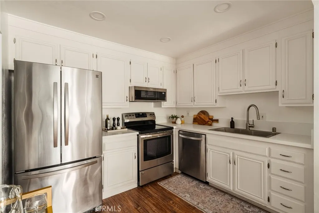 102 Scholz Plaza 239, Newport Beach, California 92663 home-pic-8