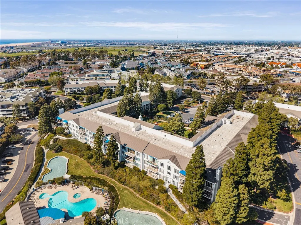 102 Scholz Plaza 239, Newport Beach, California 92663 home-pic-25