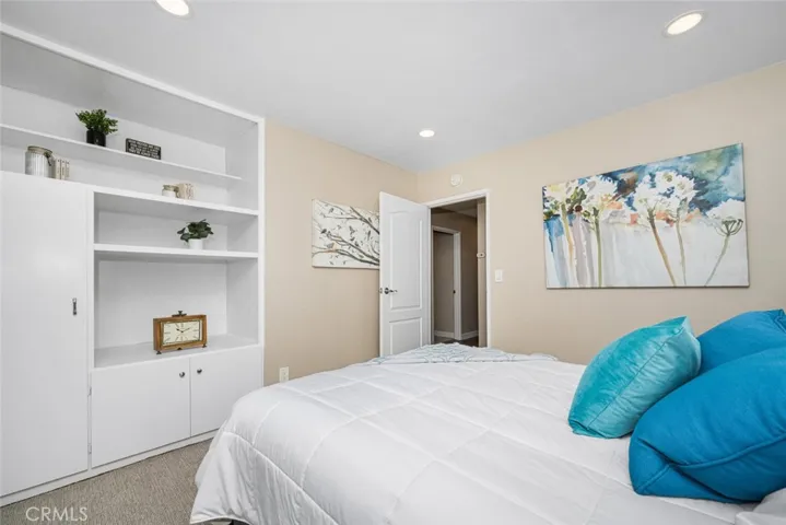 2nd Bedroom