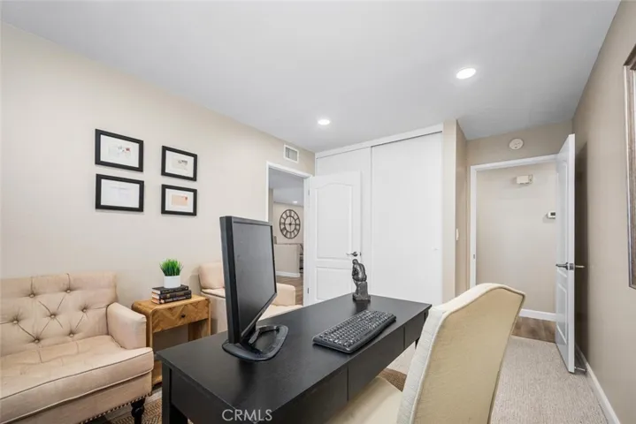 5th Bonus Room Work From Home, Guests or Hobbies