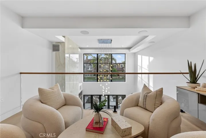 520 11th Street, Huntington Beach, California 92648