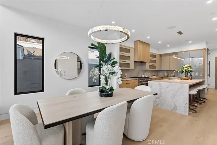 520 11th Street, Huntington Beach, California 92648