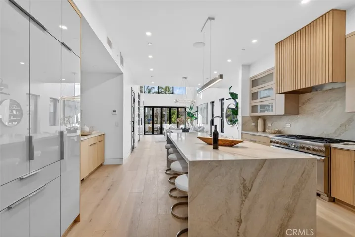 520 11th Street, Huntington Beach, California 92648