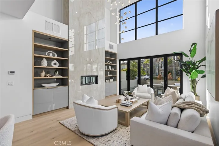 520 11th Street, Huntington Beach, California 92648