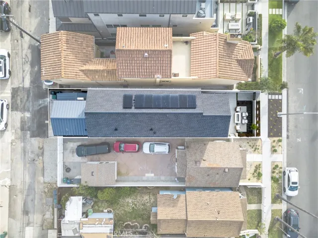 520 11th Street, Huntington Beach, California 92648