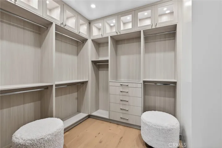520 11th Street, Huntington Beach, California 92648
