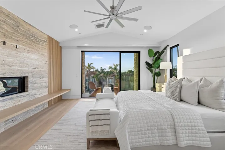 520 11th Street, Huntington Beach, California 92648