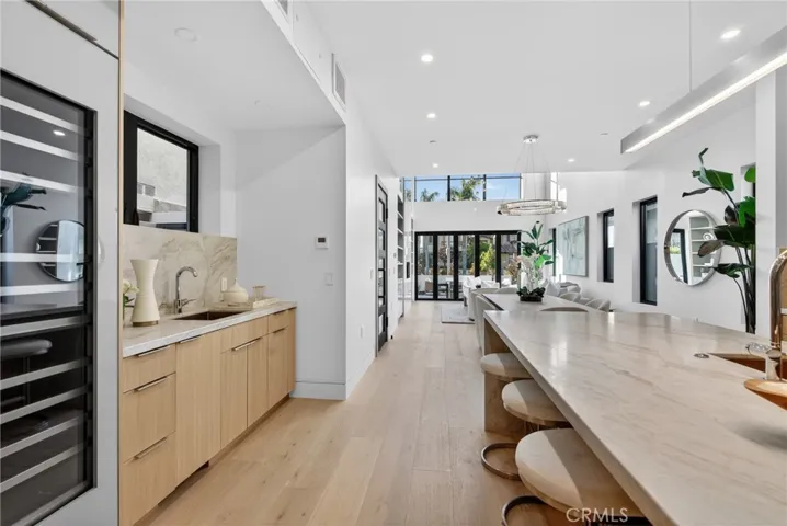 520 11th Street, Huntington Beach, California 92648