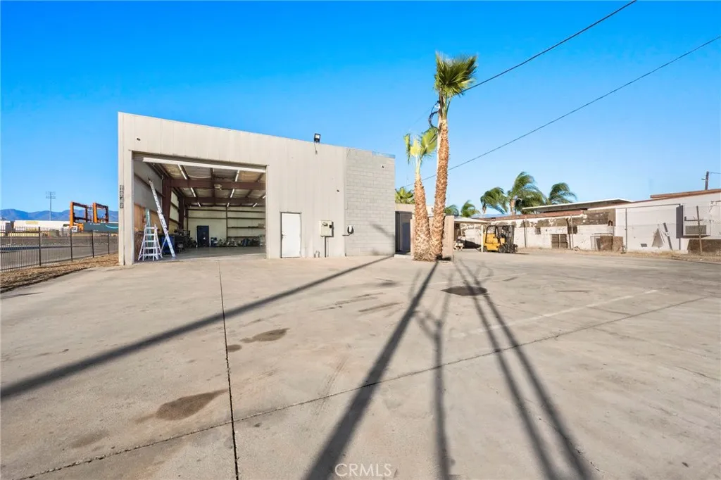 1033 W 3rd Street, San Bernardino, California 92410 — photo 5