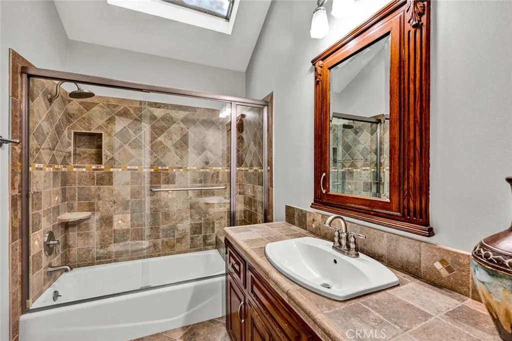 17525 Sunwest Circle, Yorba Linda, California 92886 home-pic-20