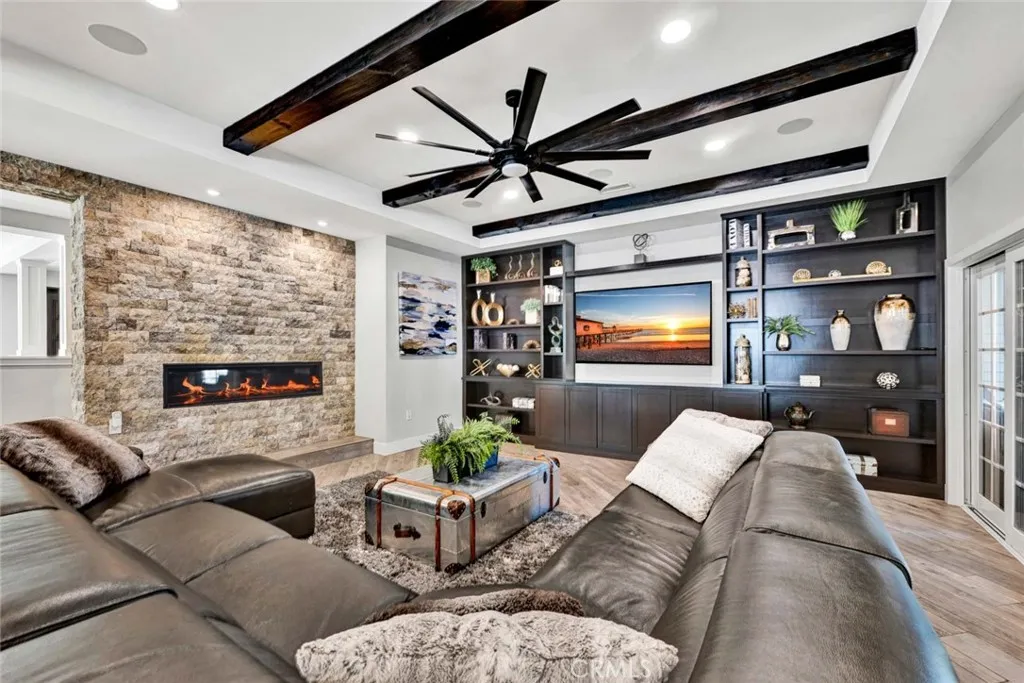 17525 Sunwest Circle, Yorba Linda, California 92886 home-pic-8