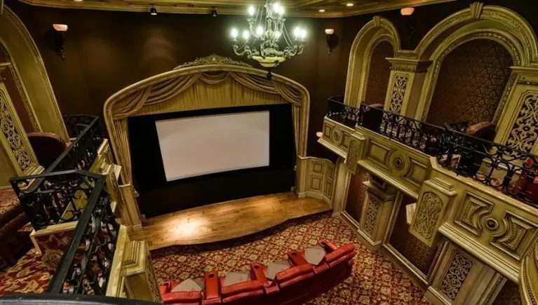 14 Strauss Terrace theater 3