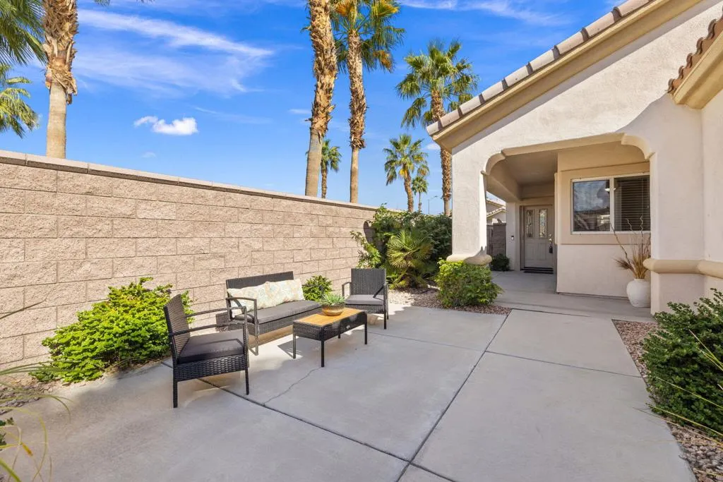 78512 Glastonbury Way, Palm Desert, California 92211 home-pic-6