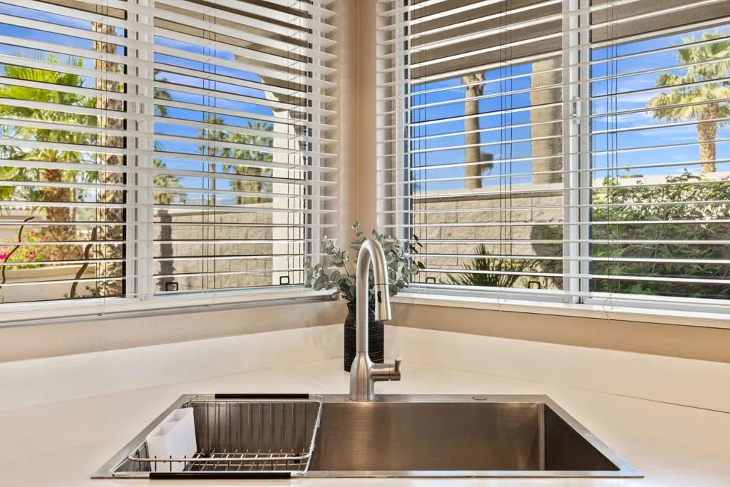 78512 Glastonbury Way, Palm Desert, California 92211 home-pic-16