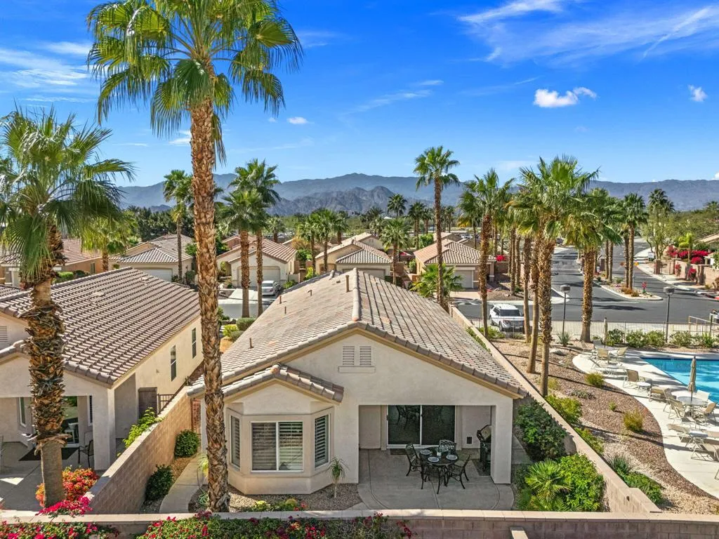78512 Glastonbury Way, Palm Desert, California 92211 home-pic-3