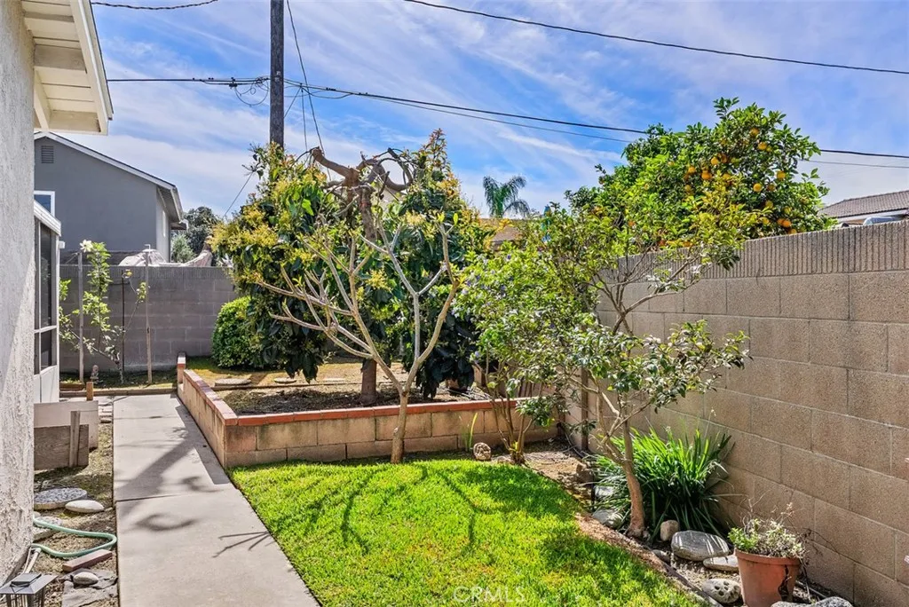 4282 Crystal, Cypress, California 90630 home-pic-32