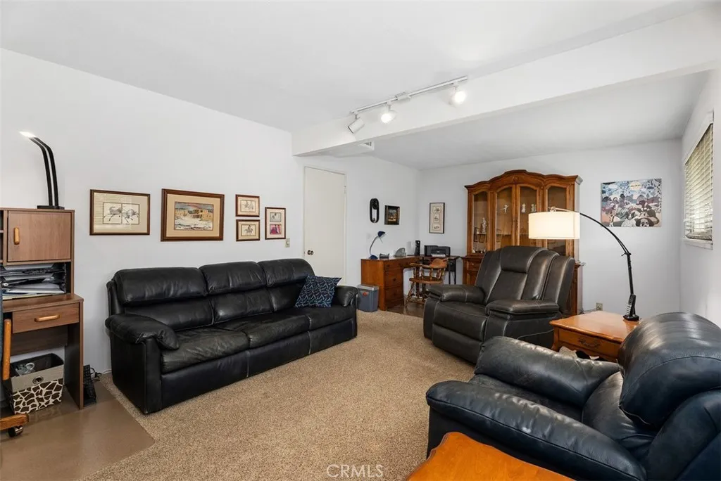 4282 Crystal, Cypress, California 90630 home-pic-18
