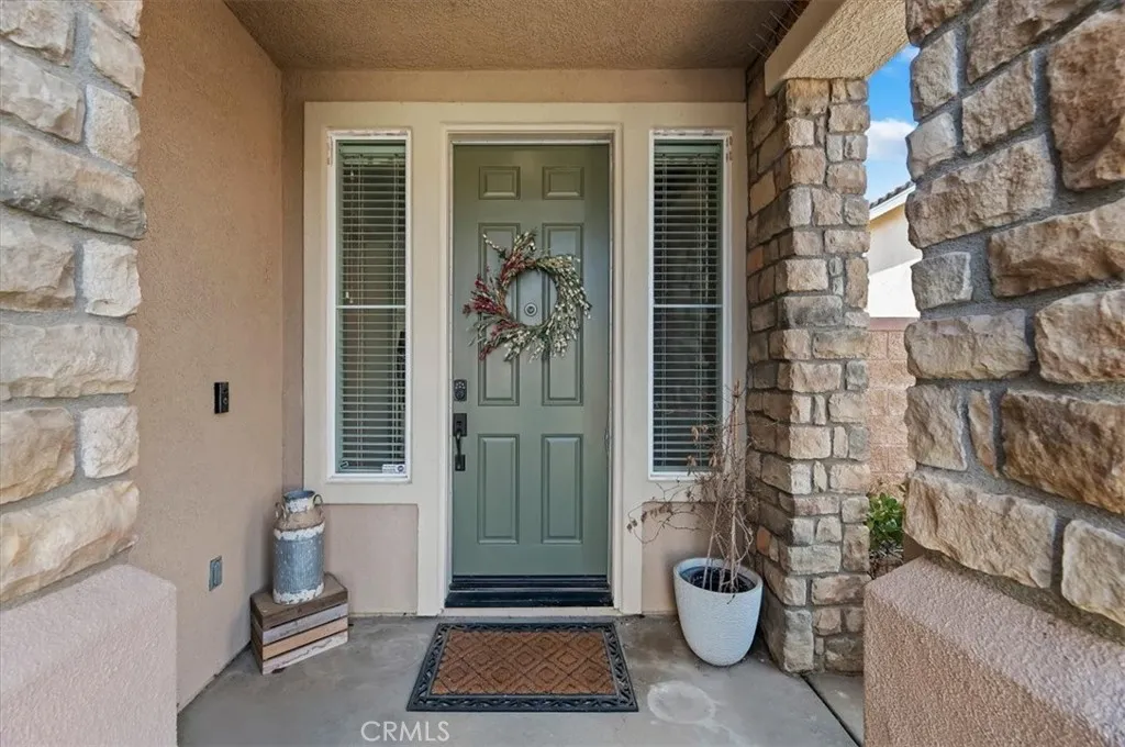 34073 Corktree, Lake Elsinore, California 92532 home-pic-4