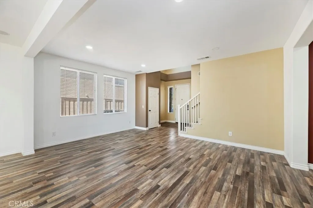34073 Corktree, Lake Elsinore, California 92532 home-pic-8