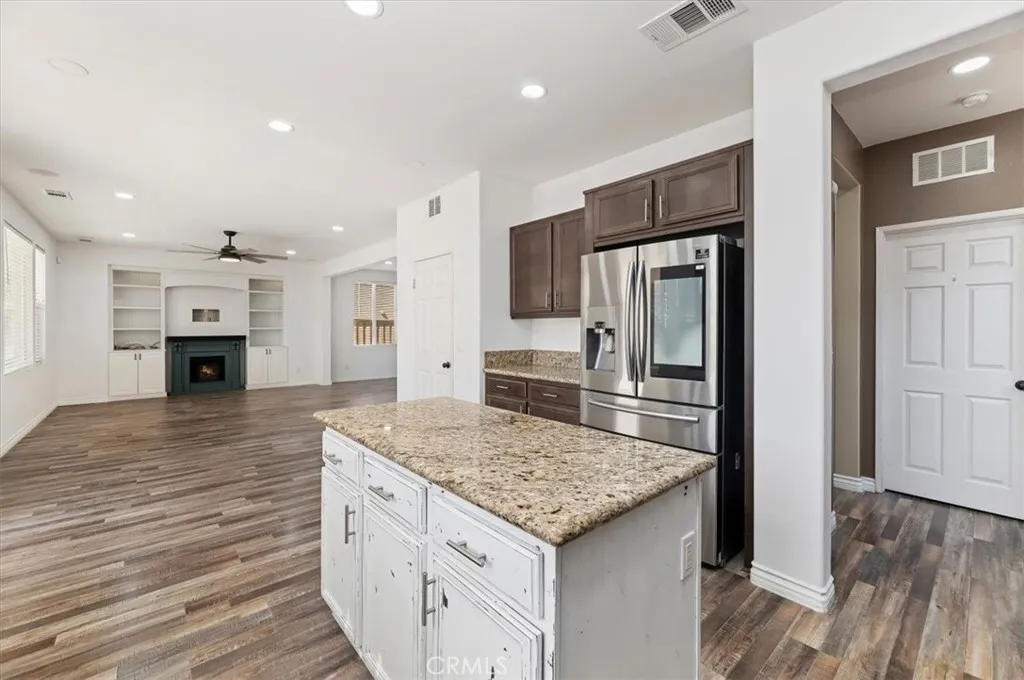 34073 Corktree, Lake Elsinore, California 92532 home-pic-18