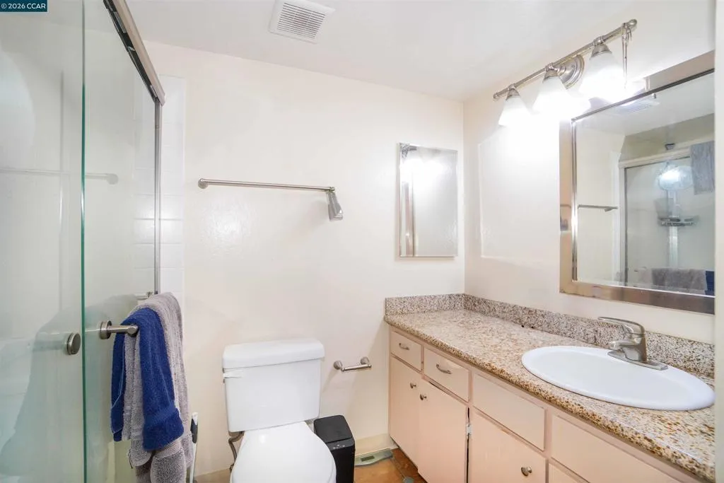 1608 1608 Ashwood Drive, Martinez, California 94553 home-pic-21