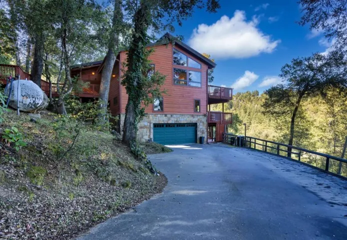 22125 Miller Ridge Road, Los Gatos, California 95033