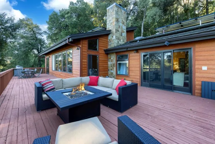 22125 Miller Ridge Road, Los Gatos, California 95033