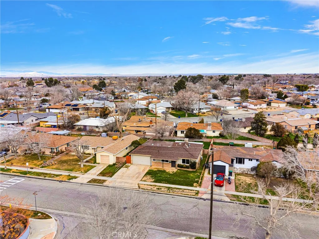 1289 Boyden, Lancaster, California 93534 home-pic-34