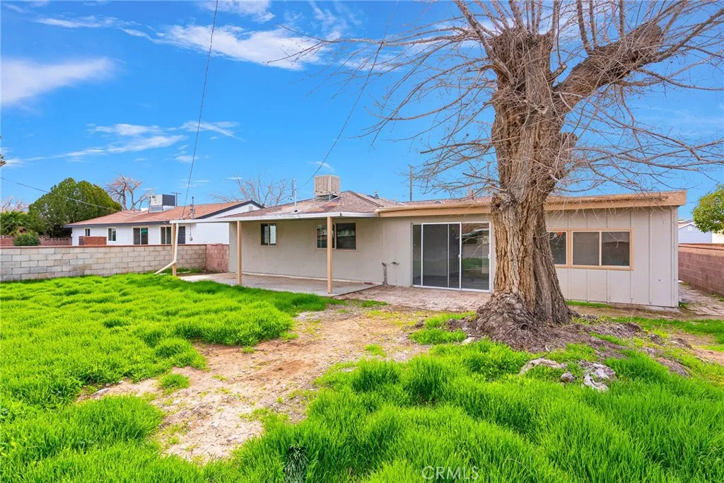 1289 Boyden, Lancaster, California 93534 home-pic-32