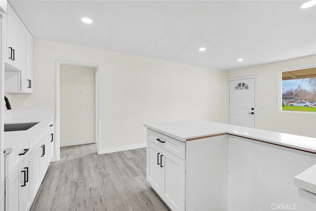 1289 Boyden, Lancaster, California 93534 home-pic-11