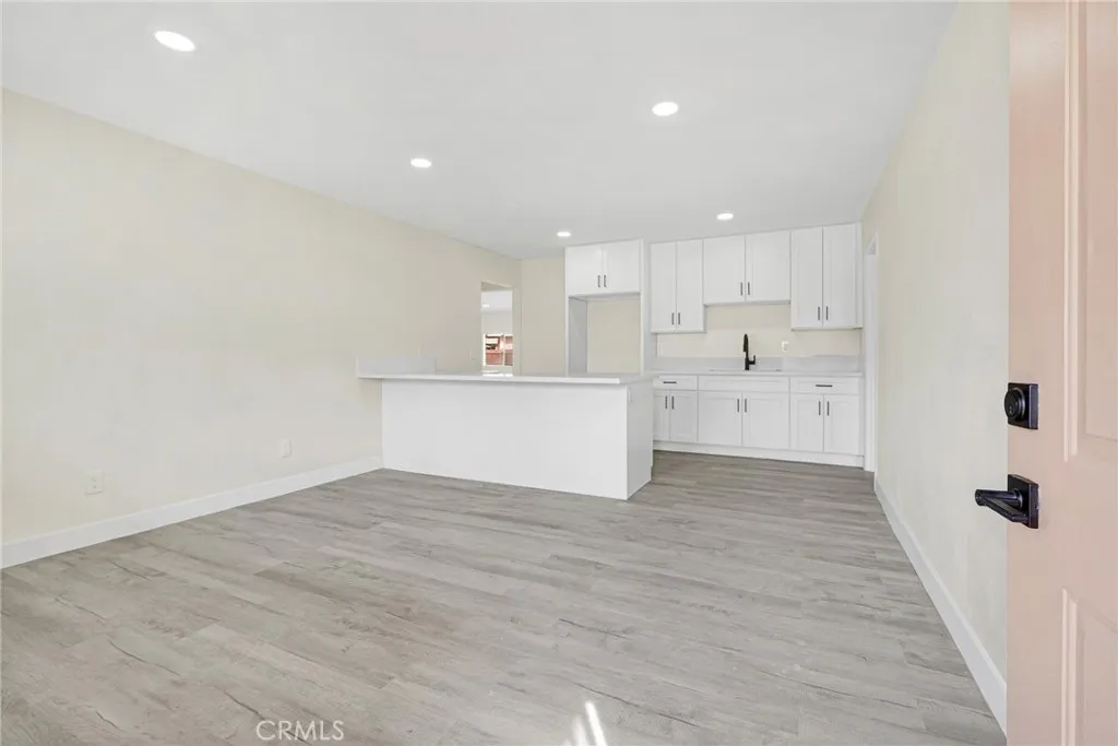 1289 Boyden, Lancaster, California 93534 home-pic-7