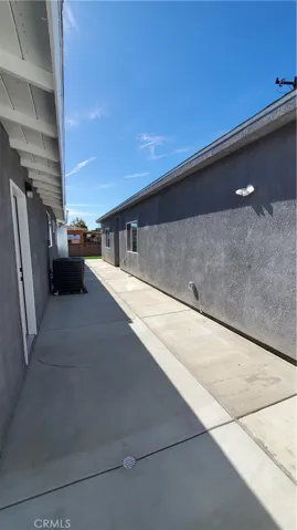 Side Walk Way