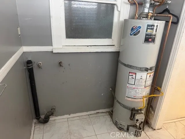 Unit 1 laundry