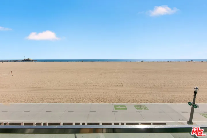 1341 Palisades Beach Road, Santa Monica, California 90401