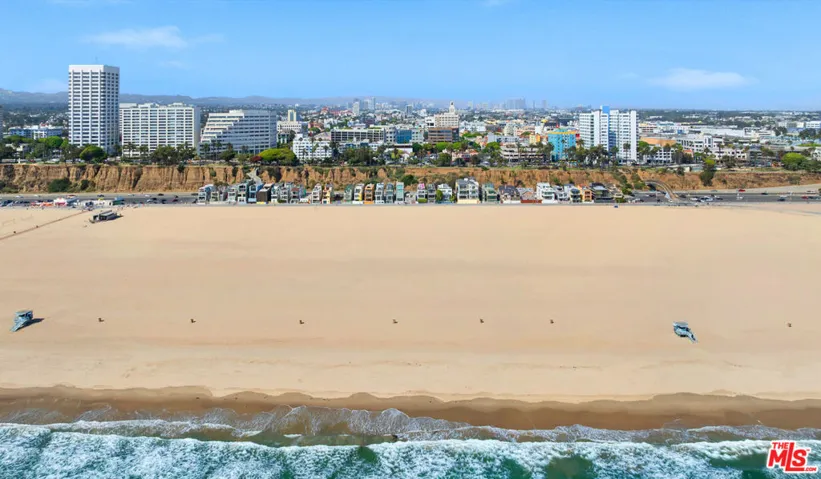 1341 Palisades Beach Road, Santa Monica, California 90401
