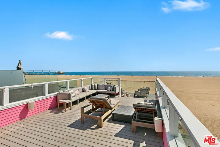1341 Palisades Beach Road, Santa Monica, California 90401