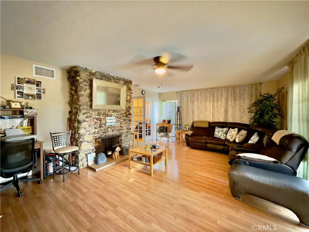 618 N Lazard, San Fernando, California 91340 home-pic-14