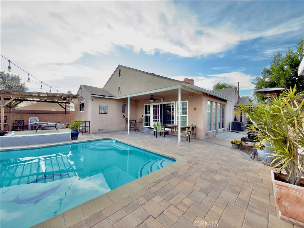 618 N Lazard, San Fernando, California 91340 home-pic-17