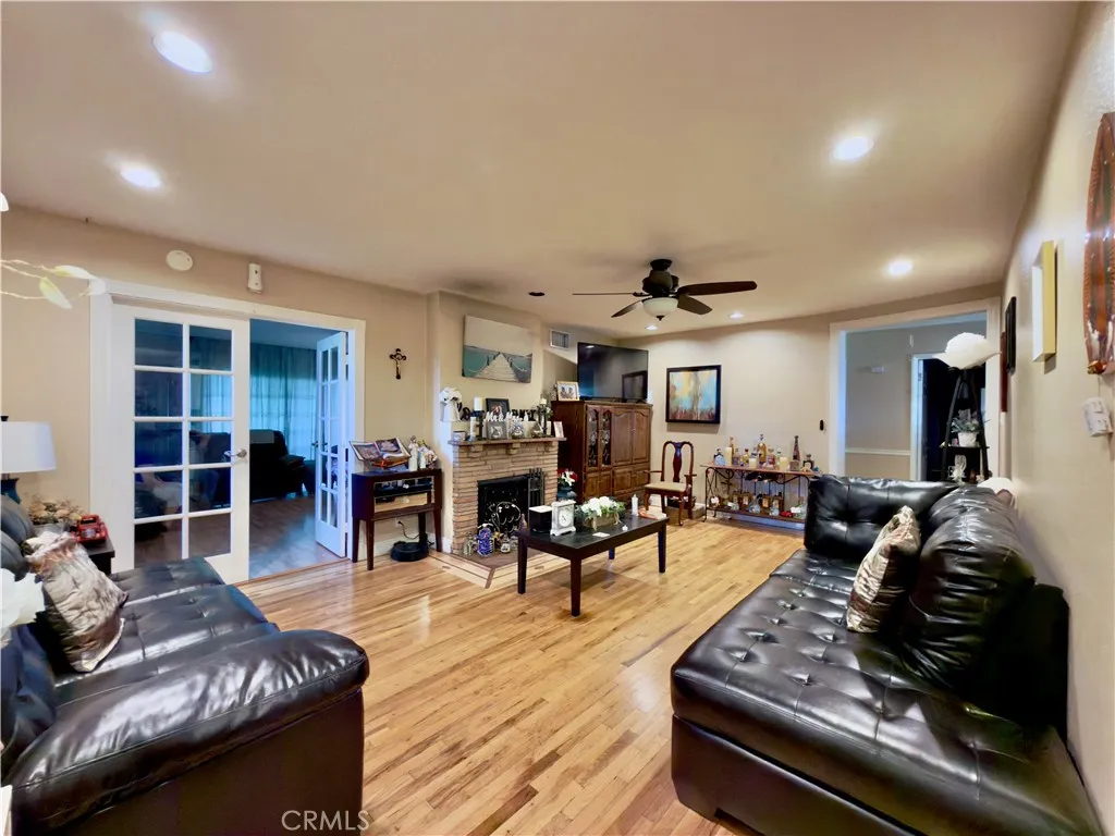 618 N Lazard, San Fernando, California 91340 home-pic-7