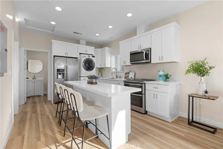 11175 Palmwood Living Area