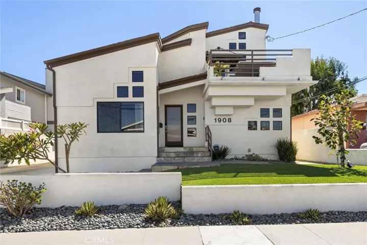1908 Belmont Lane A, Redondo Beach, California 90278