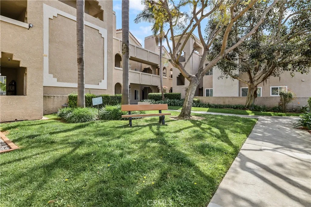 4561 Warner, Huntington Beach, California 92649 home-pic-48