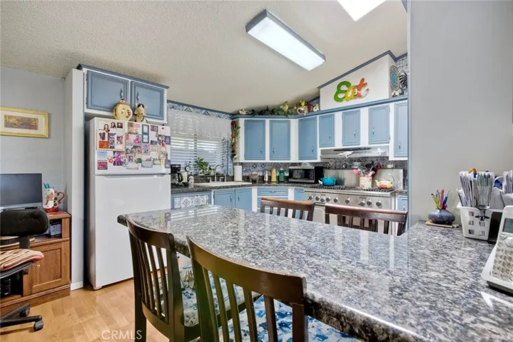 Breakfast Bar