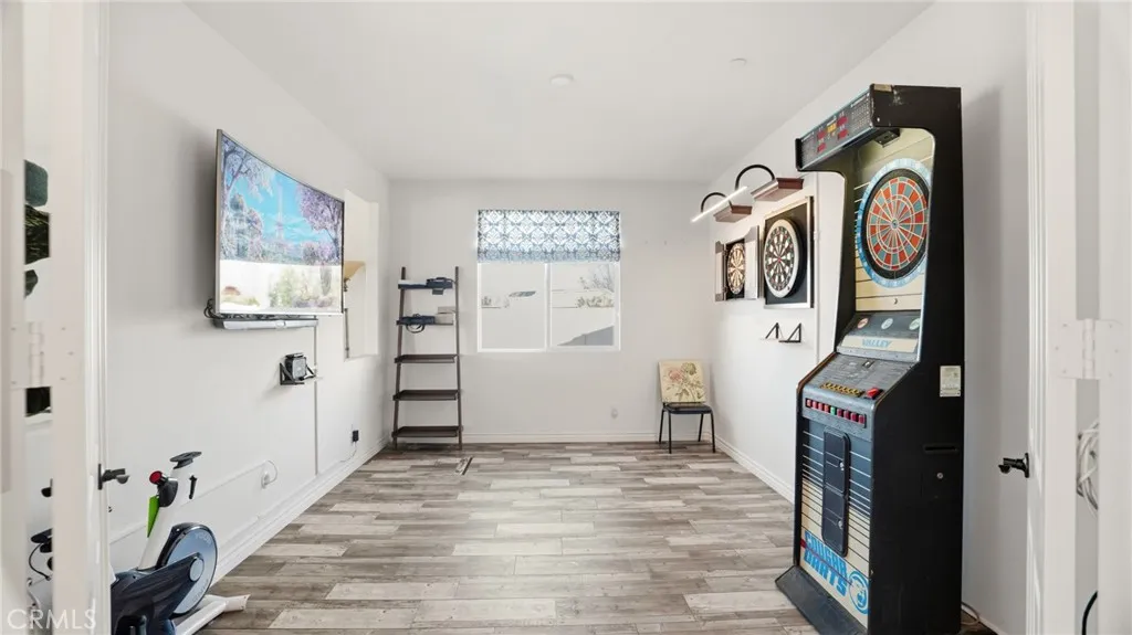 4727 W Vahan Court, Lancaster, California 93536 home-pic-17