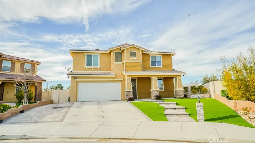 4727 W Vahan Court, Lancaster, California 93536 home-pic-2