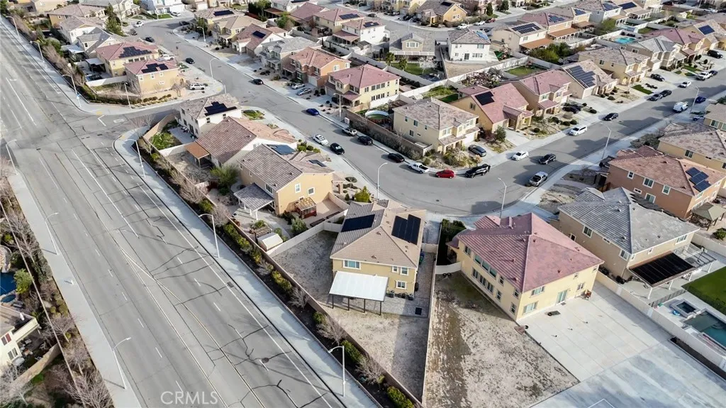 4727 W Vahan Court, Lancaster, California 93536 home-pic-65