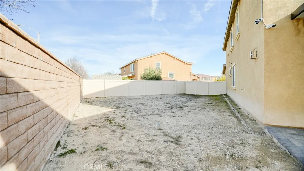 4727 W Vahan Court, Lancaster, California 93536 home-pic-57