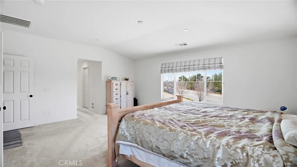 4727 W Vahan Court, Lancaster, California 93536 home-pic-31