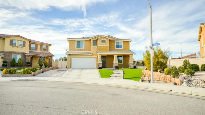 4727 W Vahan Court, Lancaster, California 93536