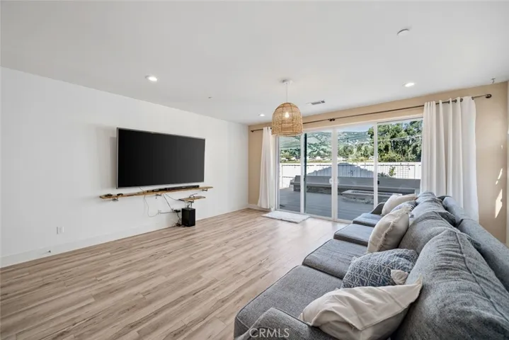3898 Hayfield Loop, San Luis Obispo, California 93401